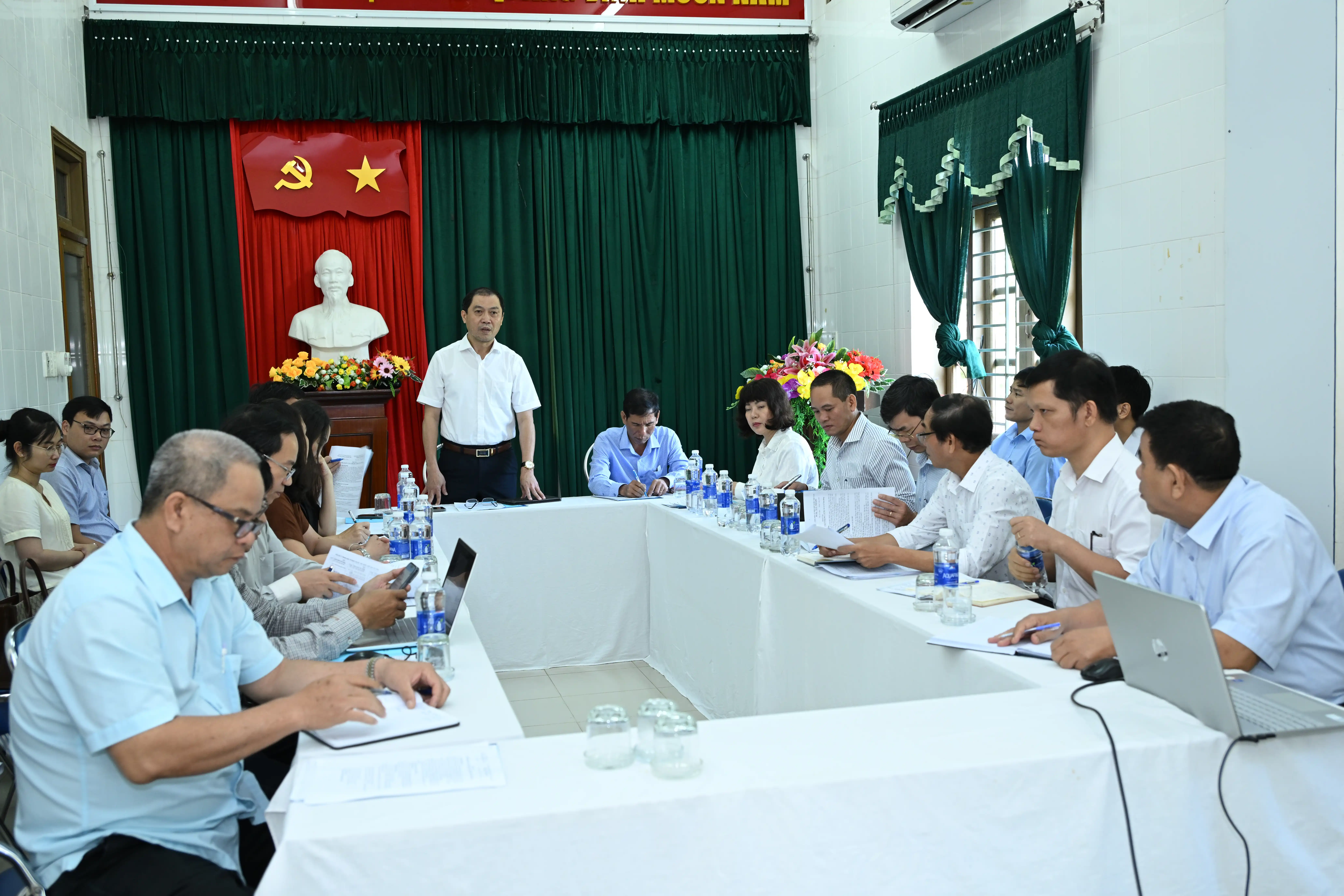 Sở Y tế làm việc với Trung tâm Y tế Phú Lộc cơ sở Nam Đông và các Trạm Y tế địa phương