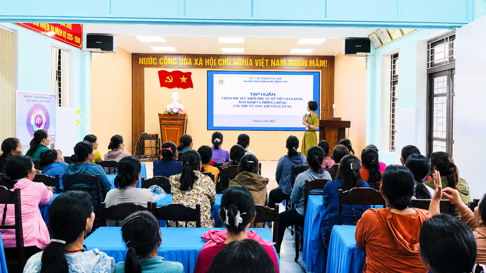 Trung tâm kiểm soát bệnh tật: Tập huấn chăm sóc sức khỏe phụ nữ tiền mãn kinh, mãn kinh