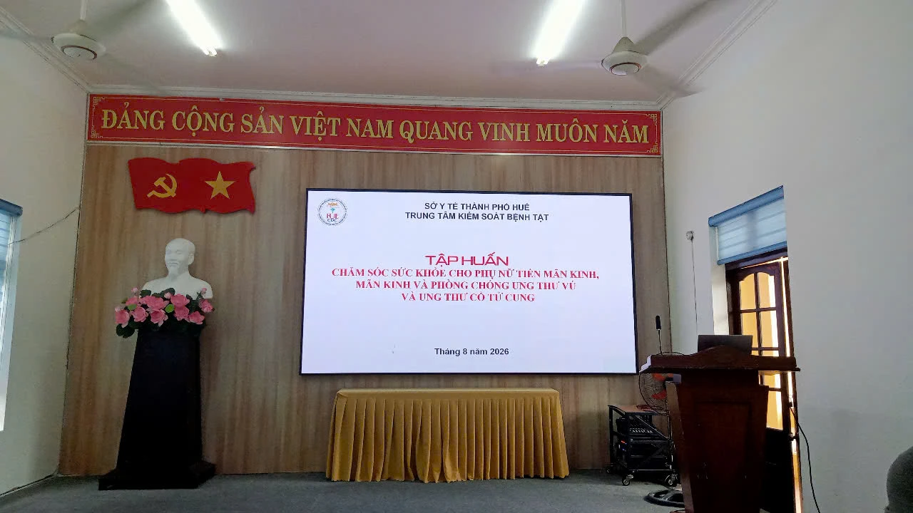Trung tâm kiểm soát bệnh tật: Tập huấn nội dung về Chăm sóc sức khỏe cho phụ nữ tiền mãn kinh, mãn kinh và Phòng chống ung thư vú - ung thư cổ tử cung năm 2026 tại Phường Phú Xuân