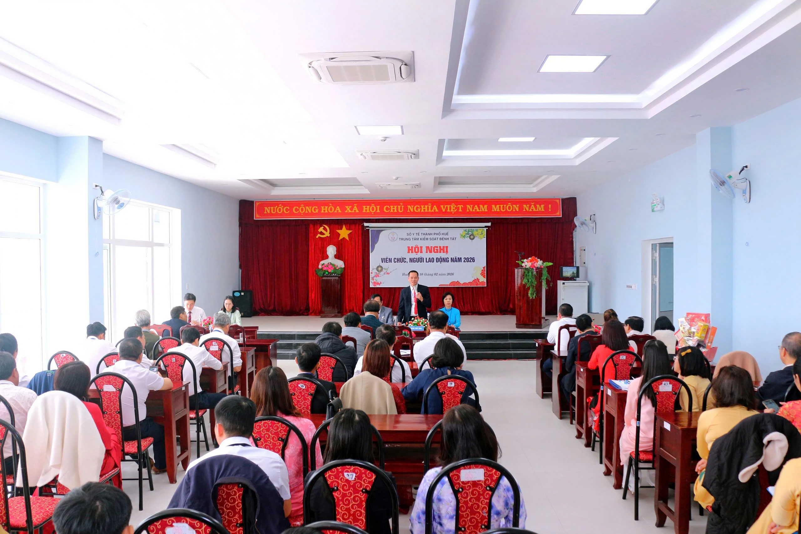 Trung tâm Kiểm soát bệnh tật thành phố Huế: Hội nghị viên chức, người lao động năm 2026.