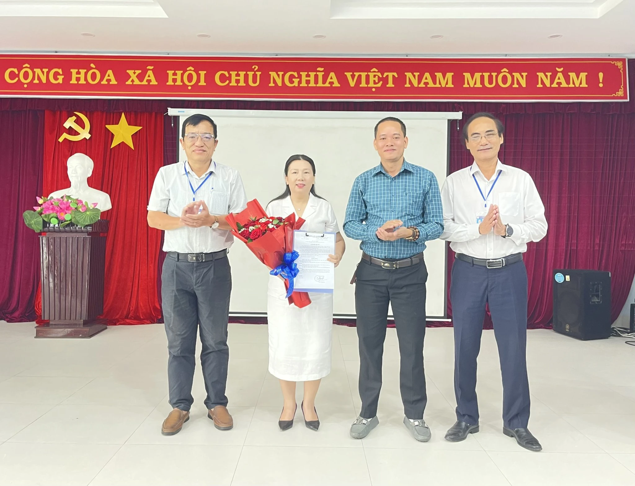 Trung tâm Kiểm soát Bệnh tật tổ chức Hội nghị công bố Quyết định điều động và bố trí nhiệm vụ của viên chức
